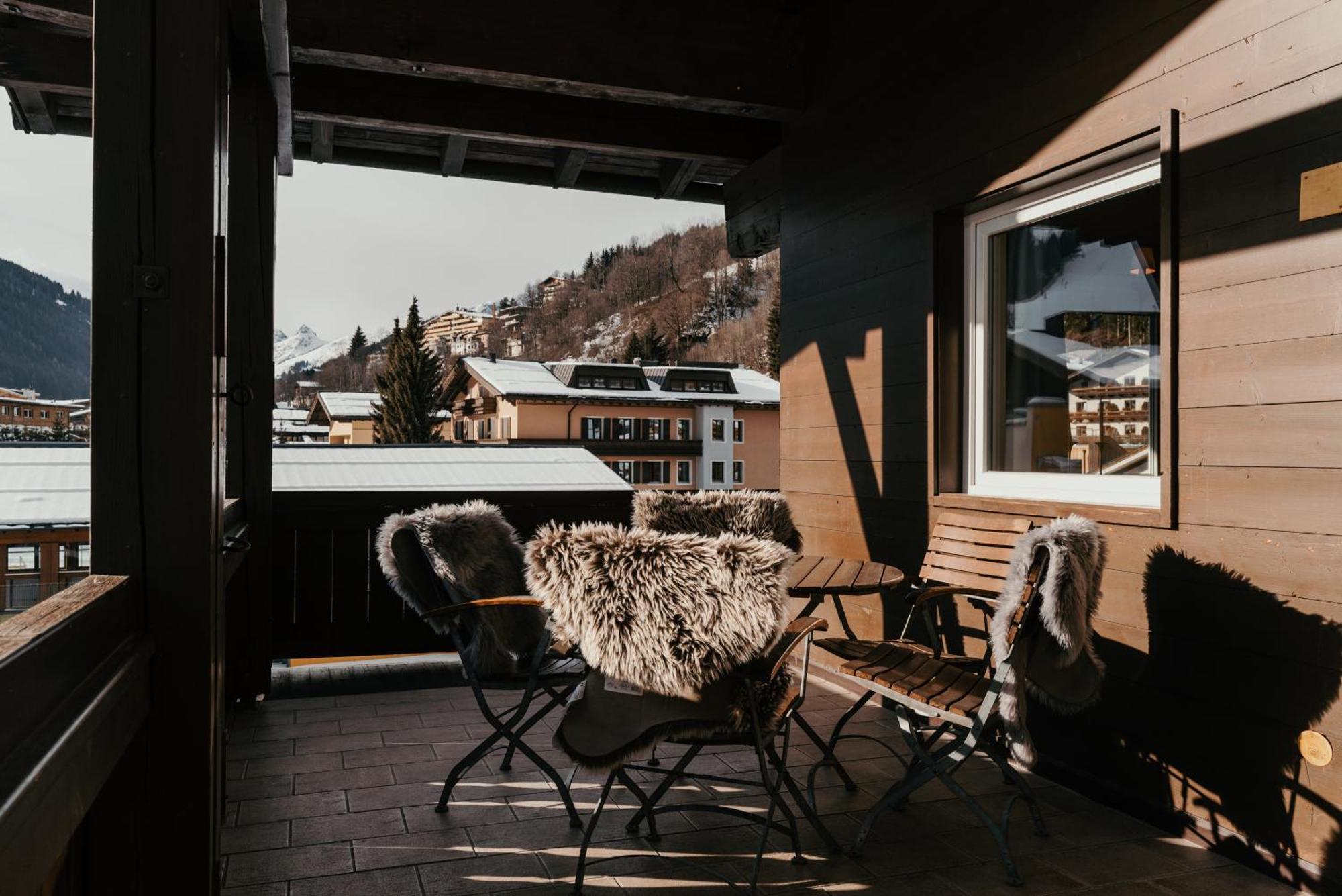 Hotel Gluecksschmiede - Hinterglemm Saalbach-Hinterglemm Zewnętrze zdjęcie